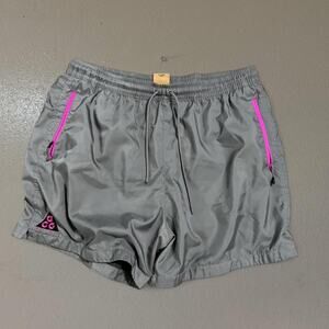 Nike ACG Gray/Magenta Mesh Lined Shorts Size Men’s XL AO8272-065